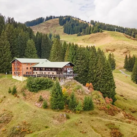 Berggasthof Hoernerhaus 호텔 *